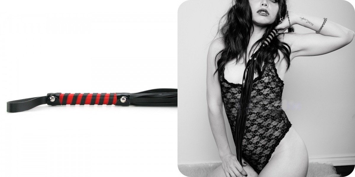 Sex & Mischief Stripe Flogger