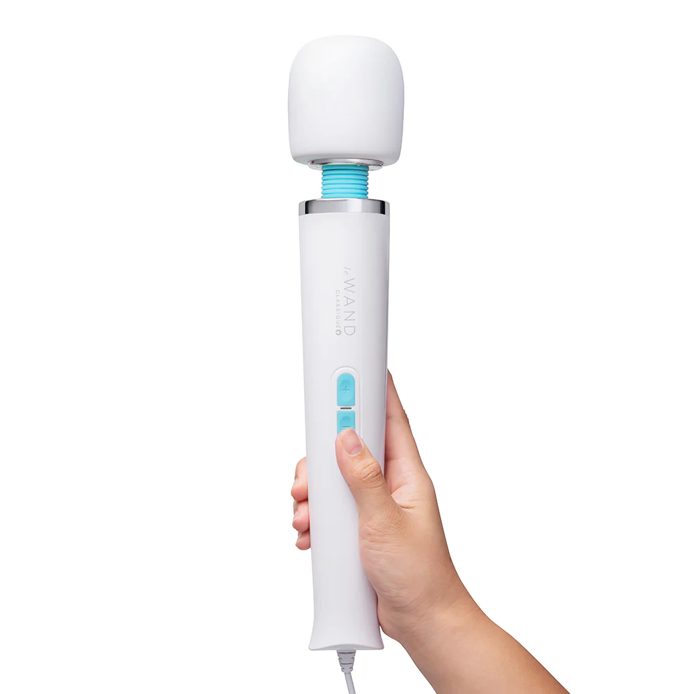 Le Wand Classique Original Plug-In Corded Wand Massager
