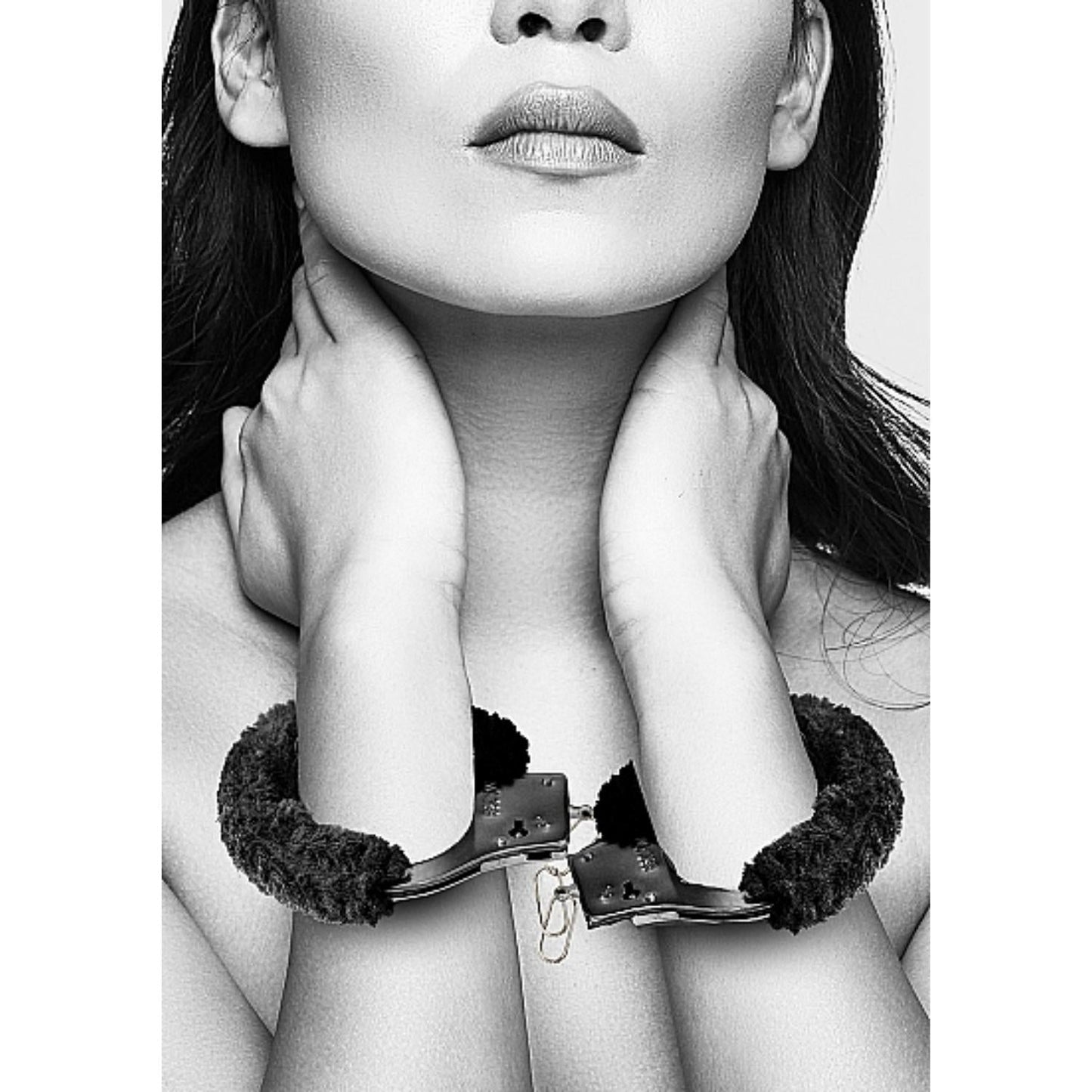 Shots Ouch Black & White Collection Beginner Furry Wrist Cuffs