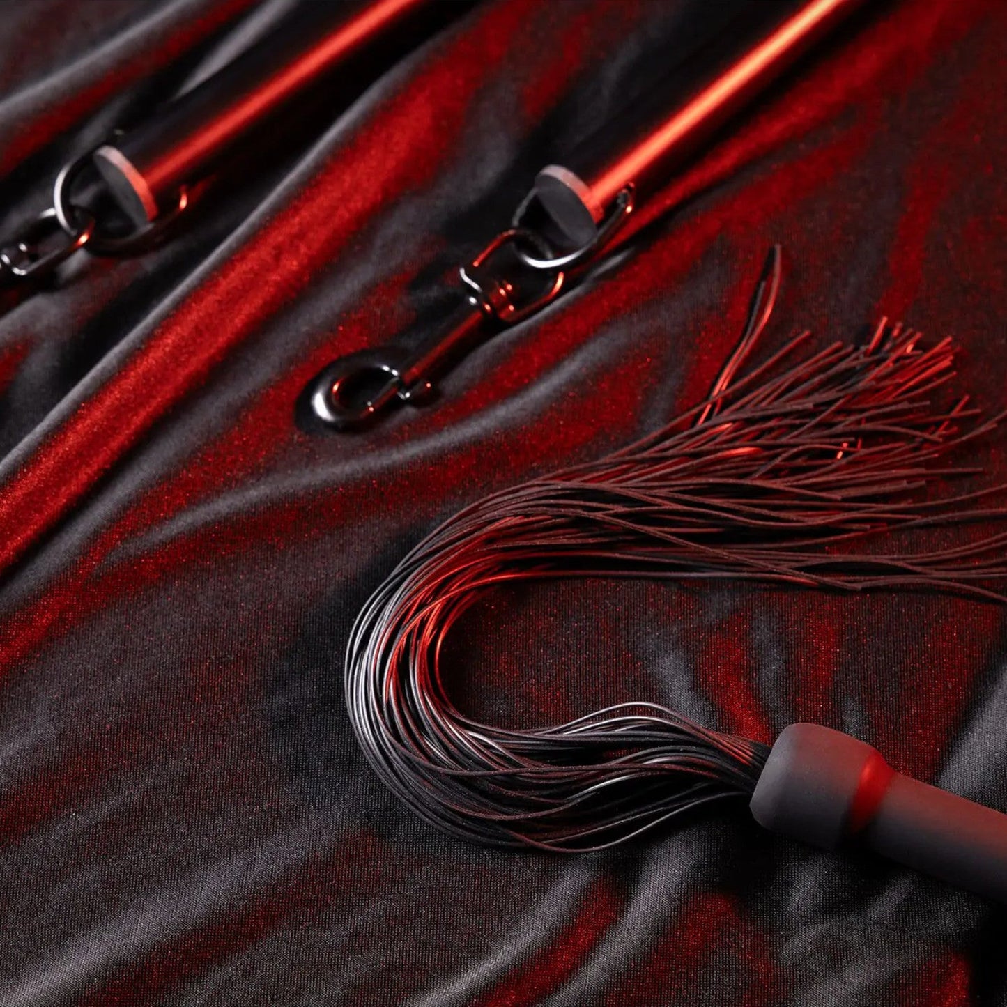 Shots Ouch! Adjustable Spreader Bar Black