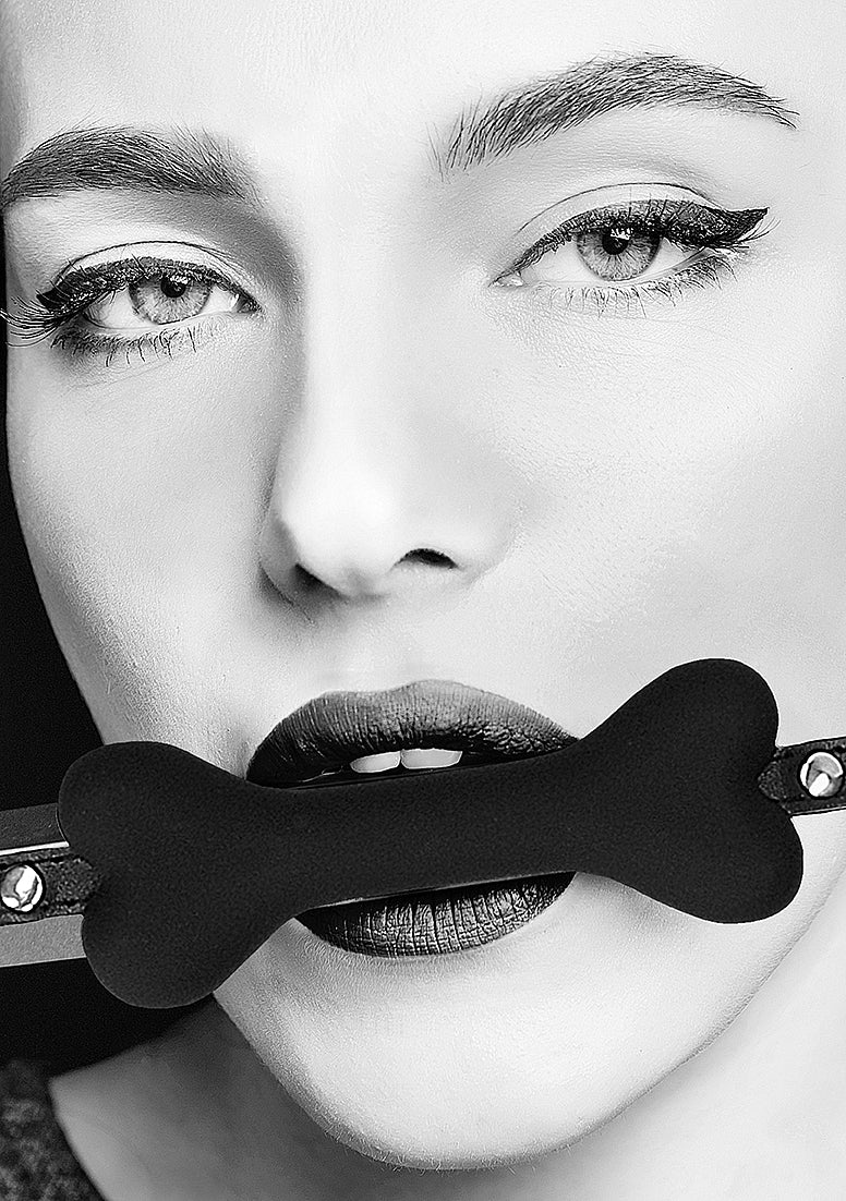 Shots Ouch! Black & White Silicone Bone Gag With Adjustable Bonded Leather Straps