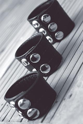 M2M Leather Ball Stretcher